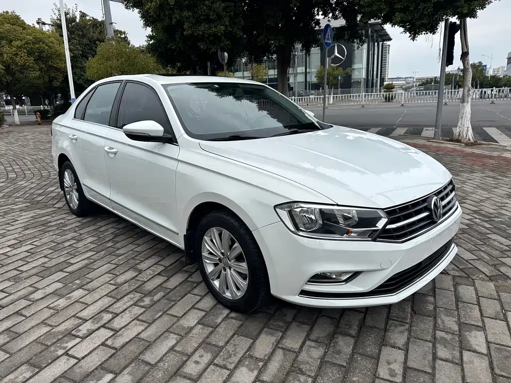Volkswagen Bora — миниатюра 3