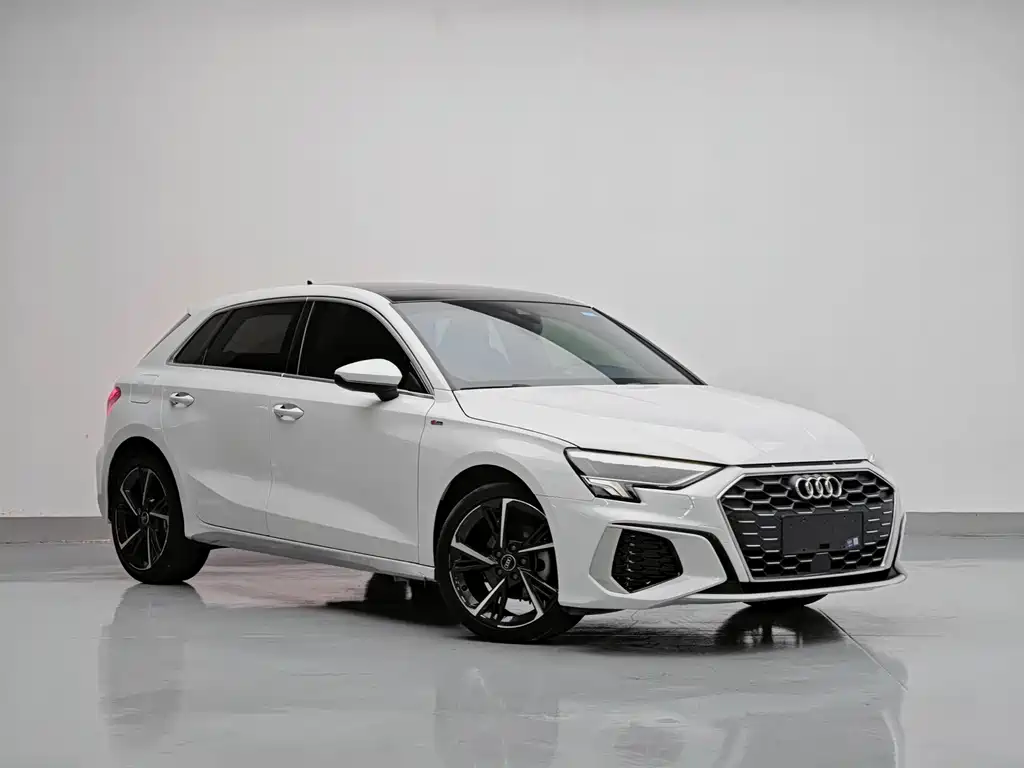 Audi A3 2022 Sportback 35 TFSI Fashion Sport