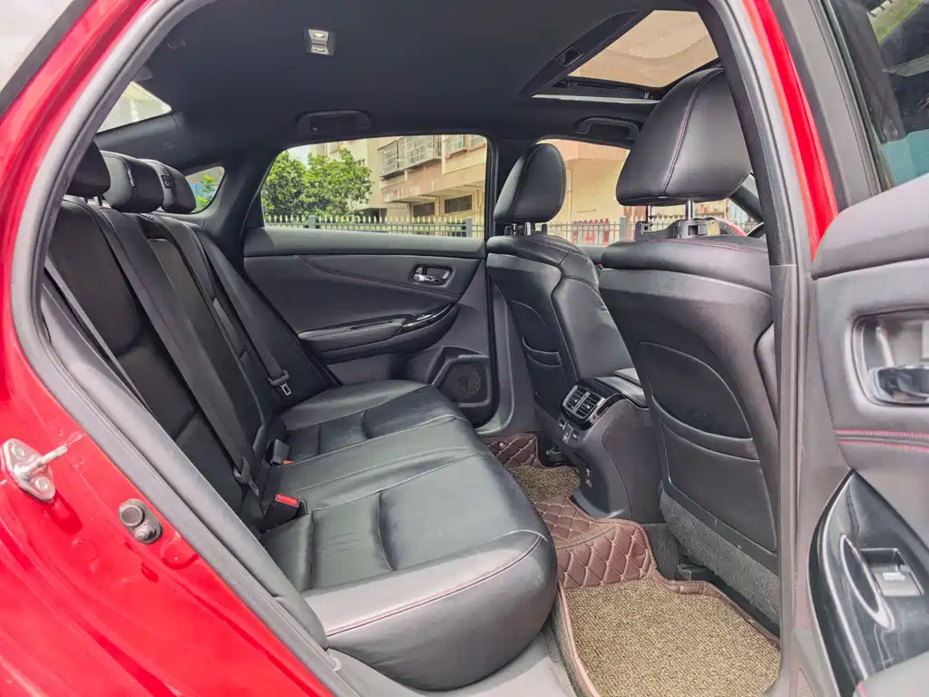 Honda Spirior — миниатюра 10