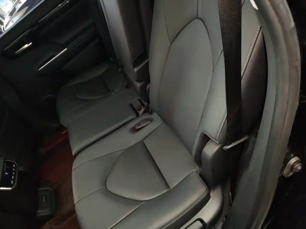 Toyota Highlander — миниатюра 17