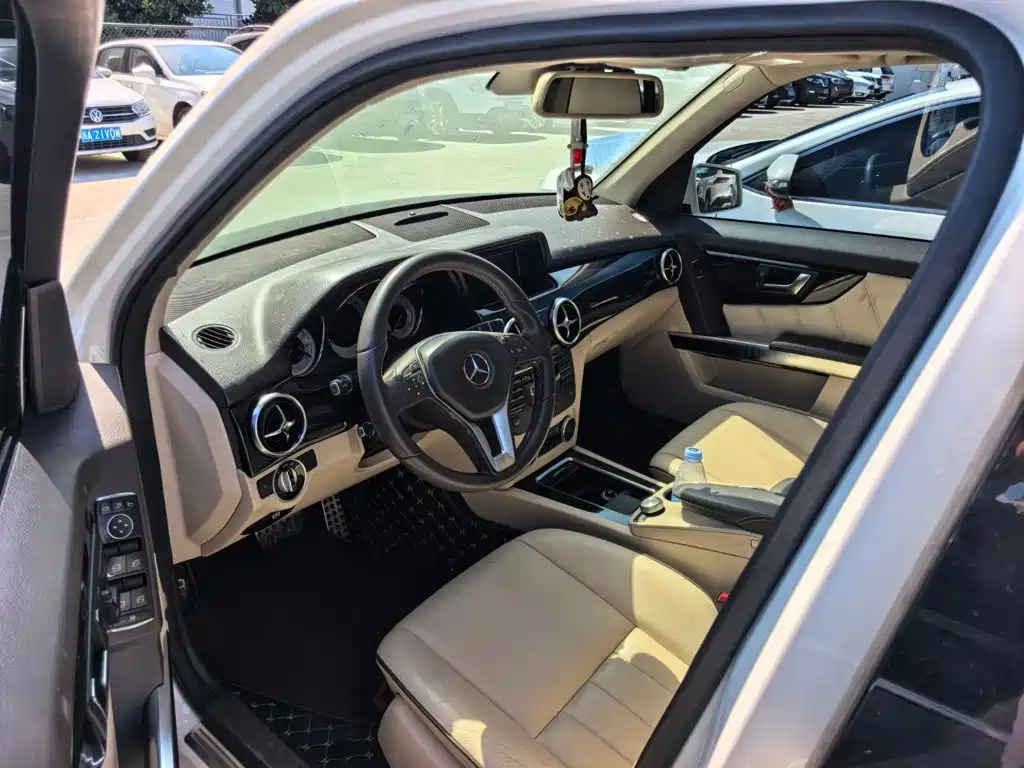 Mercedes-Benz GLK-Class — миниатюра 9