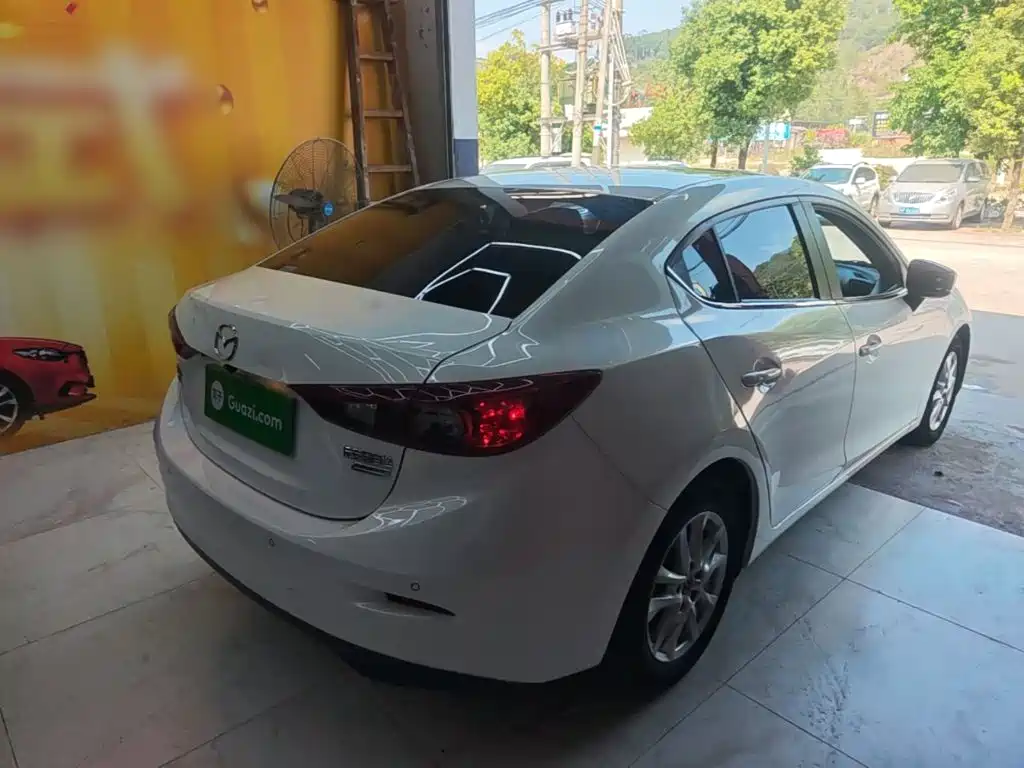 Mazda 3 Axela — миниатюра 7