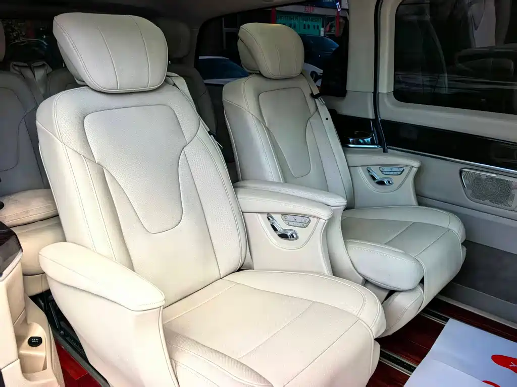 Mercedes-Benz V-Class — миниатюра 4