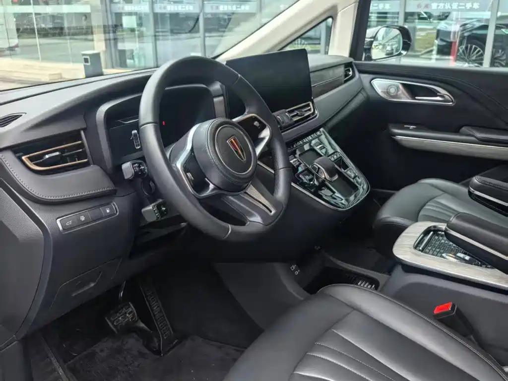 Hongqi Hongqi HQ9 PHEV — миниатюра 4