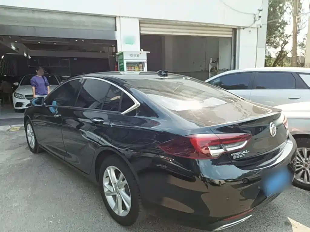 Buick Regal — миниатюра 5
