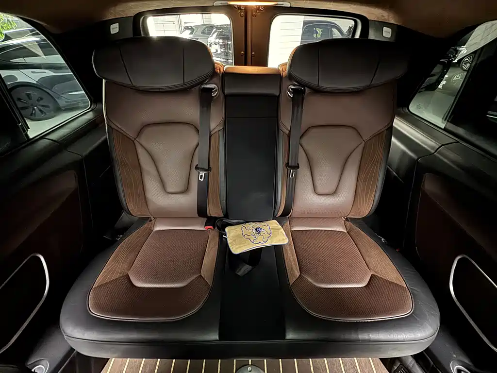 Mercedes-Benz Vito (Import) — миниатюра 12