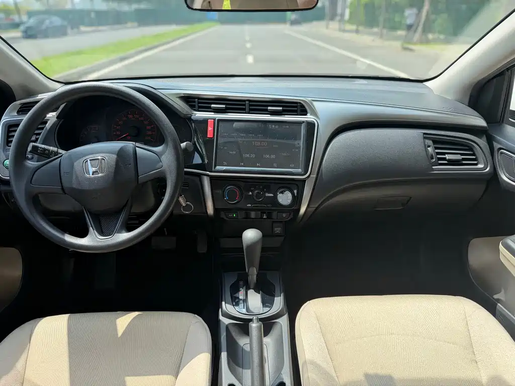 Honda City — миниатюра 13