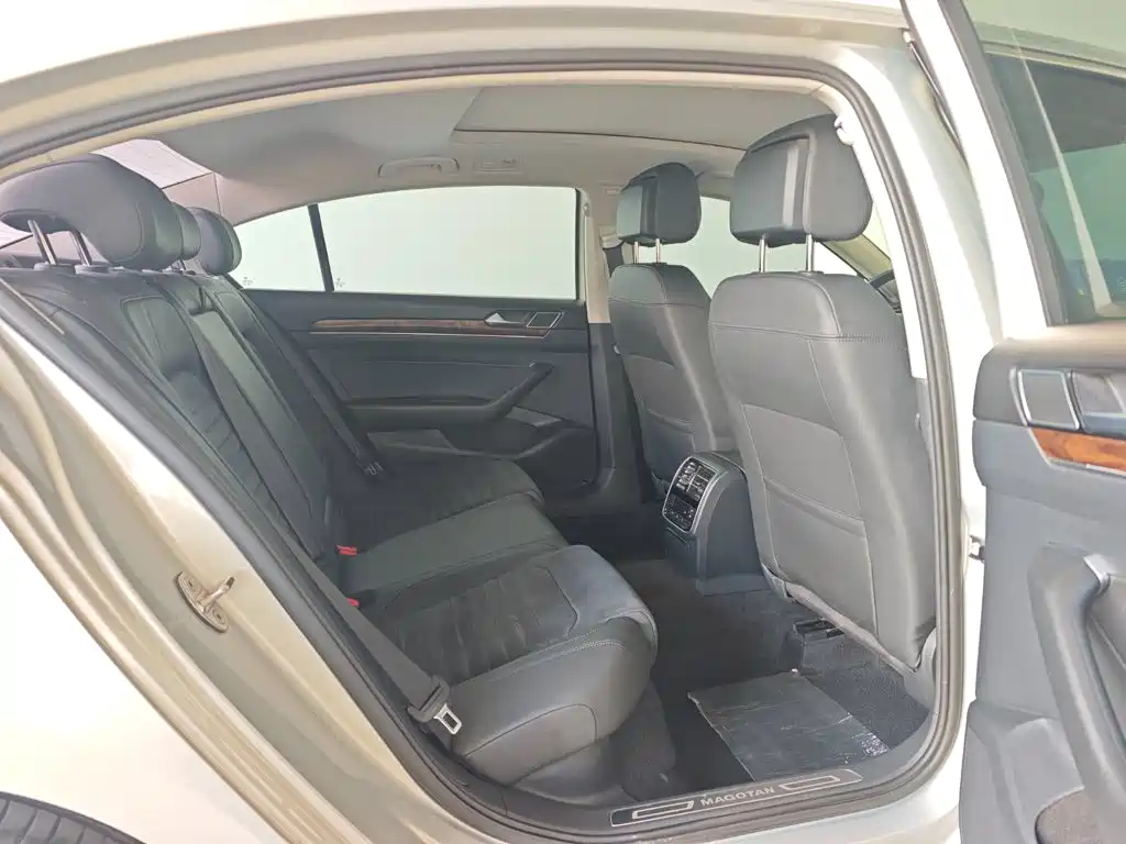 Volkswagen Magotan — миниатюра 9