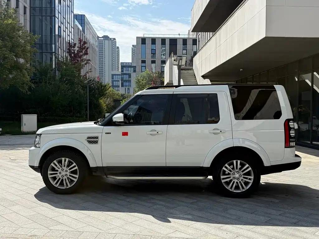 Land Rover Discovery — миниатюра 3