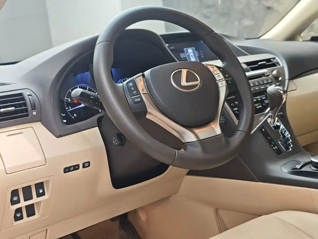 Lexus RX Classic — миниатюра 7