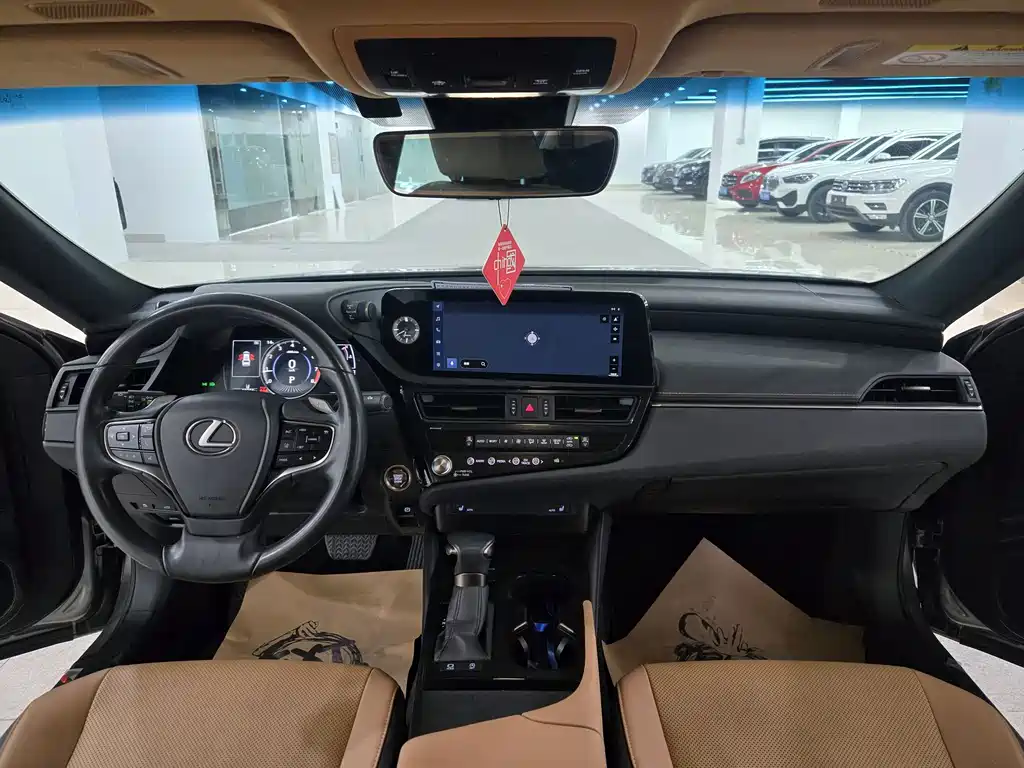 Lexus ES 2024 200 Premium