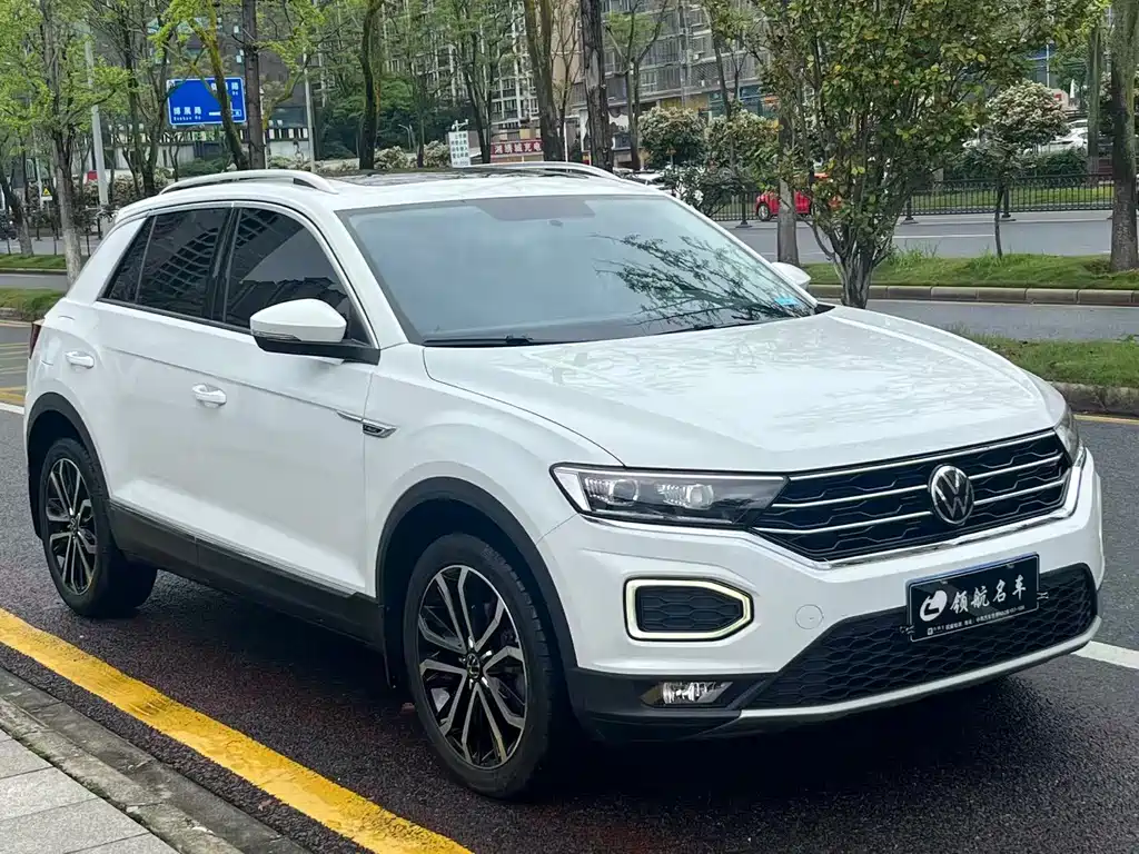 Volkswagen T-Roc 2021 280TSI DSG Smart Connect