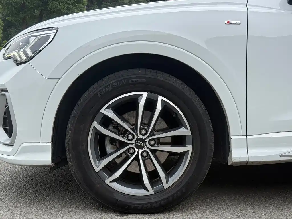 Audi Q3 — миниатюра 15