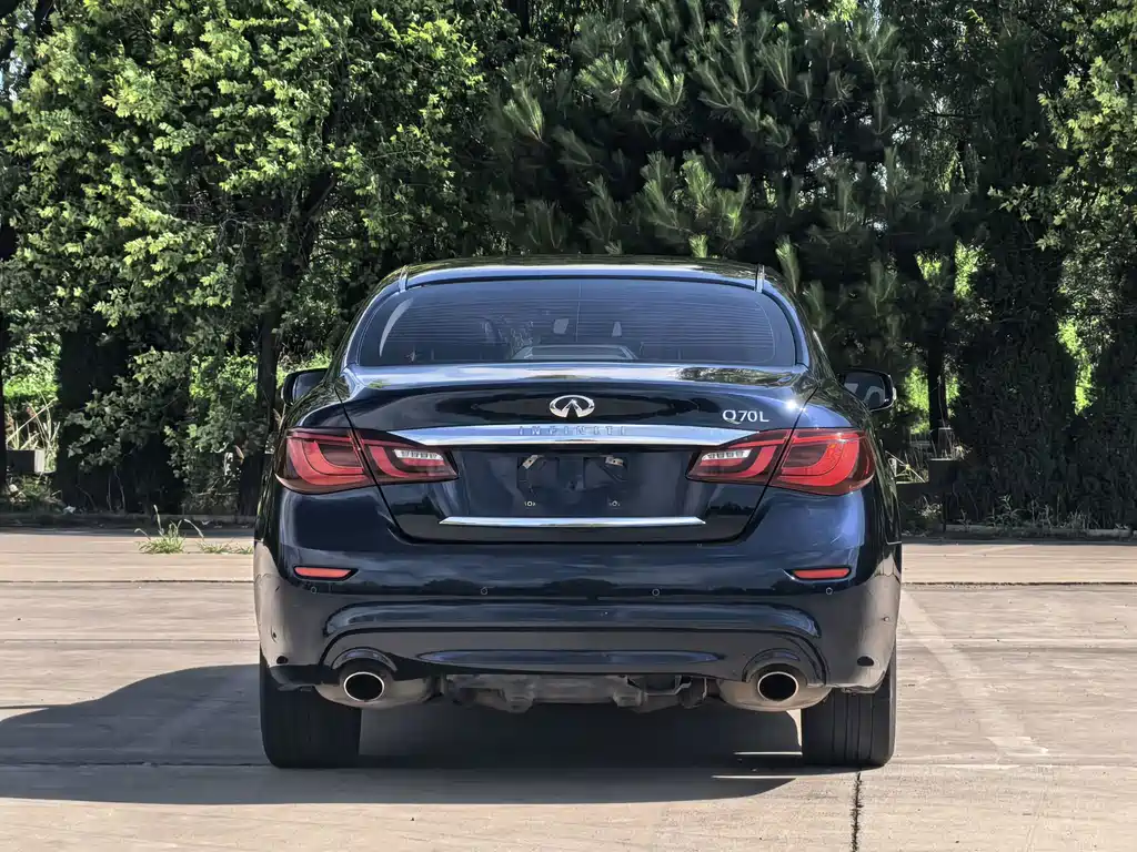Infiniti Q70 — миниатюра 5