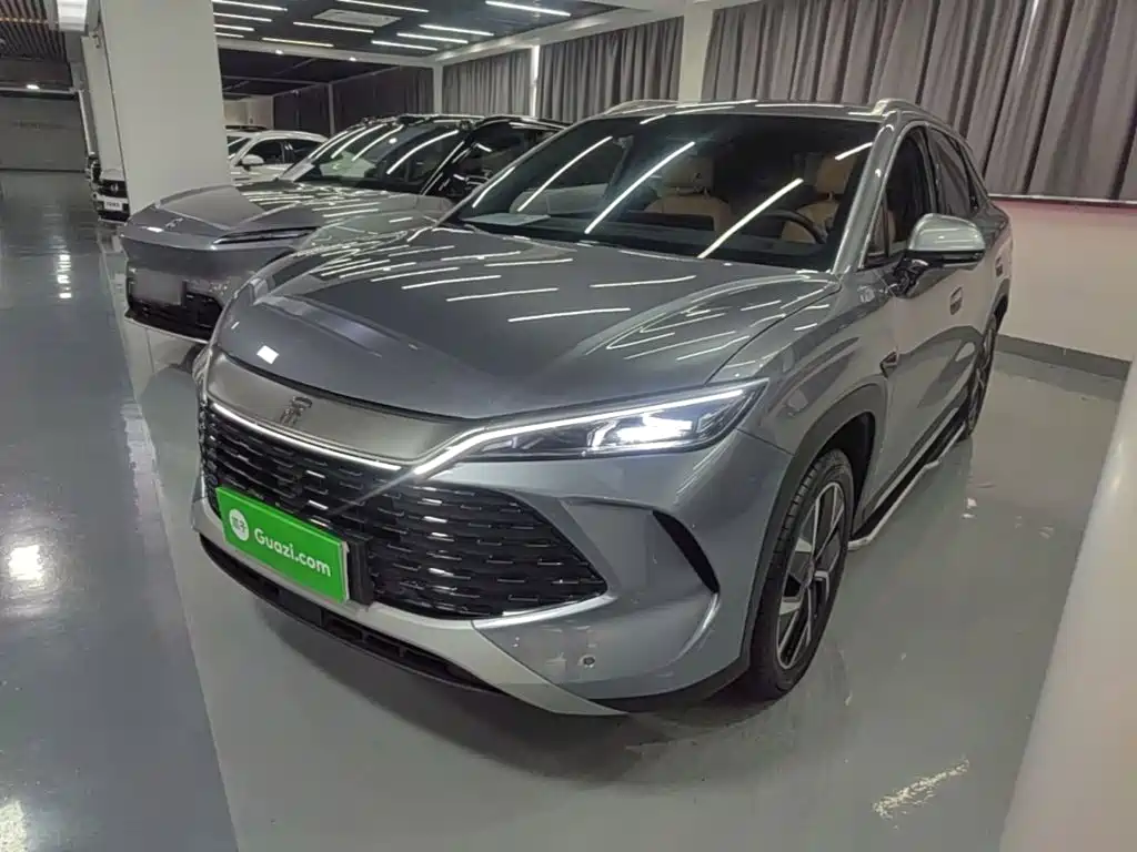 BYD L DM-i — миниатюра 2