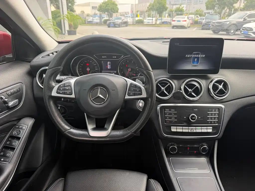 Mercedes-Benz GLA — миниатюра 14