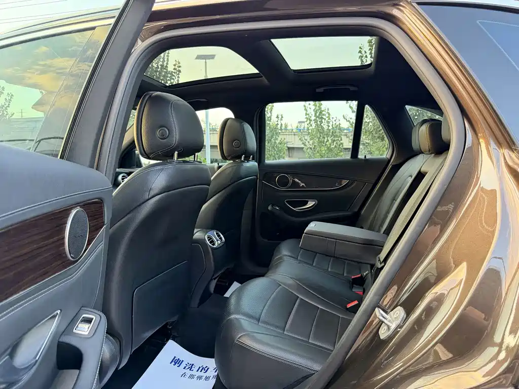 Mercedes-Benz GLC — миниатюра 5