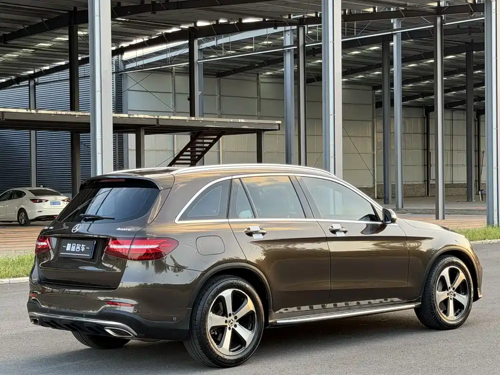 Mercedes-Benz GLC — миниатюра 10