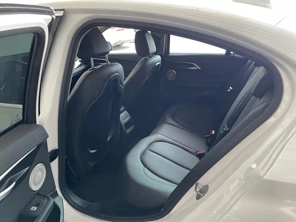 BMW 1 Series — миниатюра 19