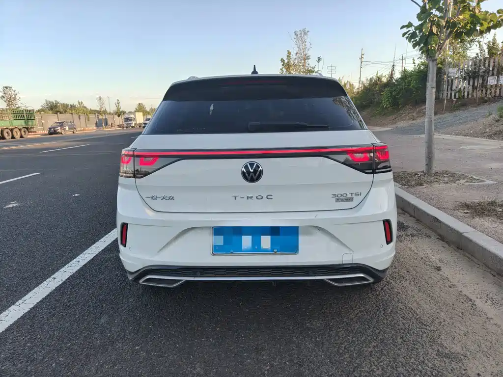 Volkswagen T-Roc — миниатюра 5