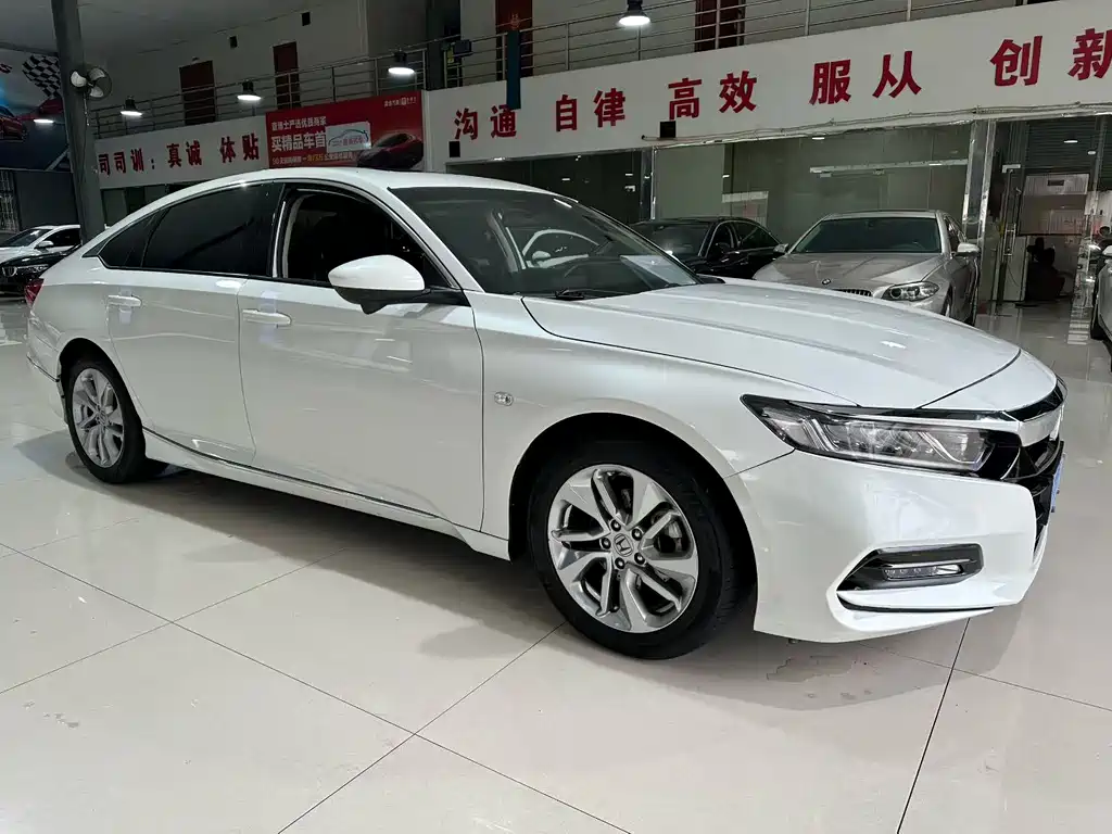 Honda Accord — миниатюра 3