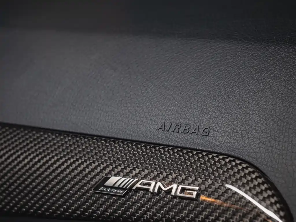 Mercedes-Benz C-Class AMG - фото 16