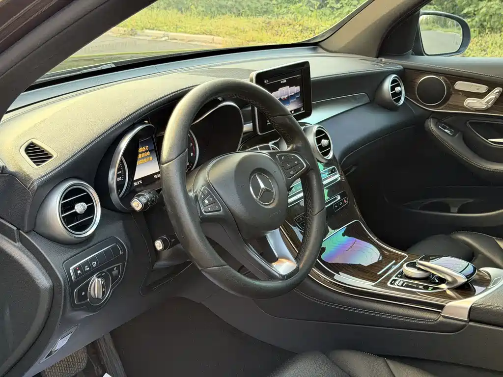 Mercedes-Benz GLC — миниатюра 4