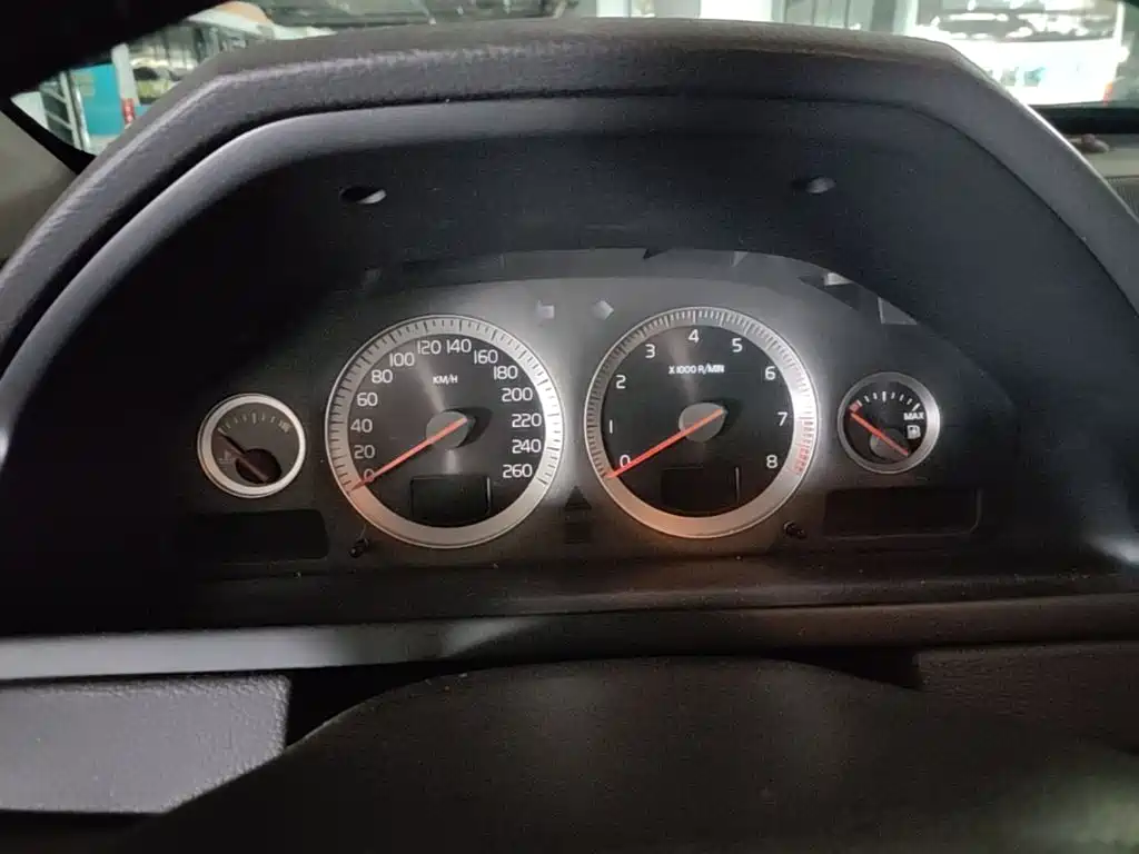 Volvo XC Classic — миниатюра 15
