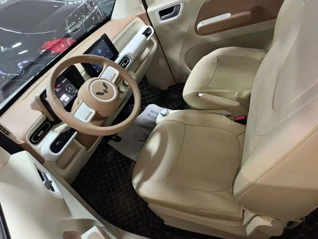 Wuling MINIEV — миниатюра 15