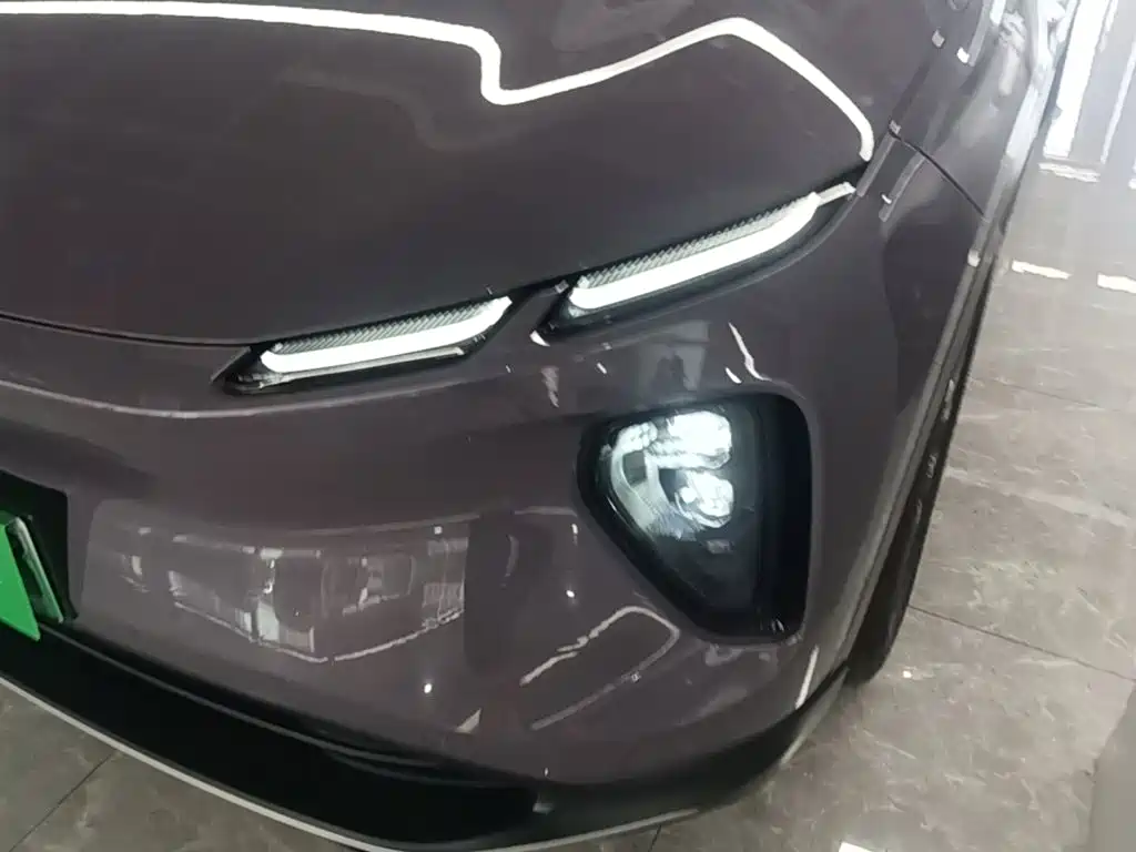 NIO EC6 — миниатюра 24