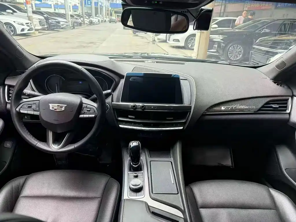 Cadillac CT5 — миниатюра 5
