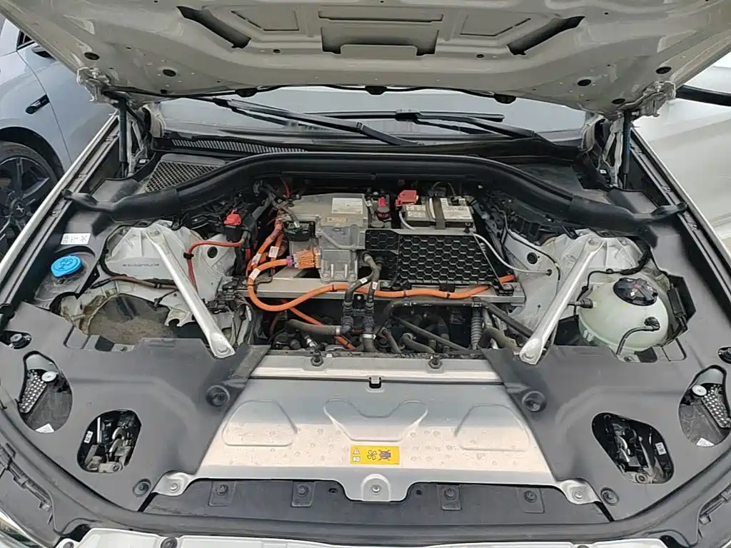 BMW iX3 — миниатюра 20