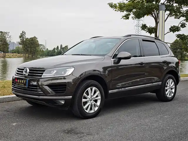 VOLKSWAGEN TOUAREG 2017