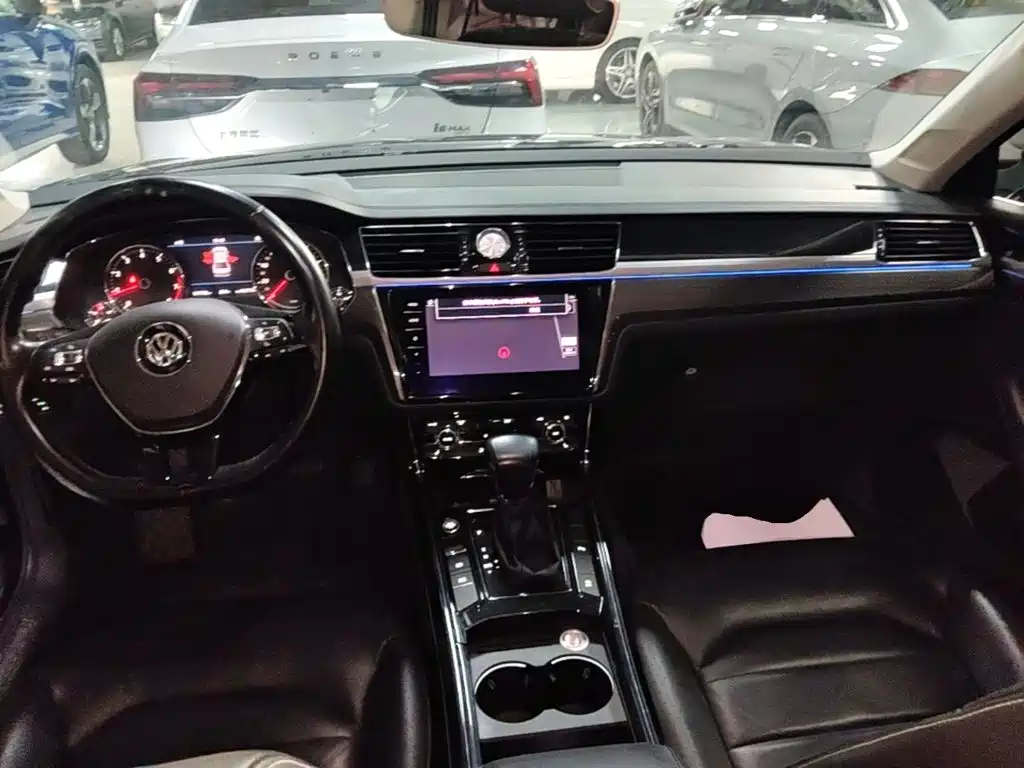 Volkswagen Phideon — миниатюра 10