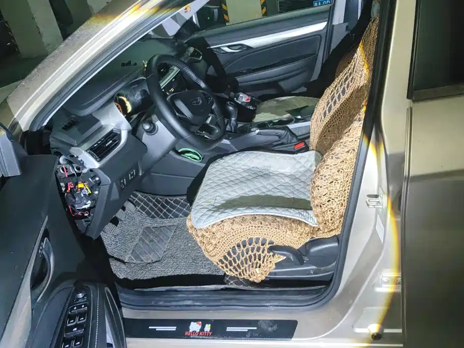 Geely Emgrand — миниатюра 9