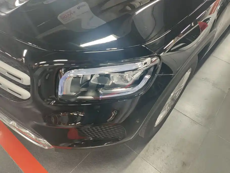Mercedes-Benz GLB — миниатюра 5