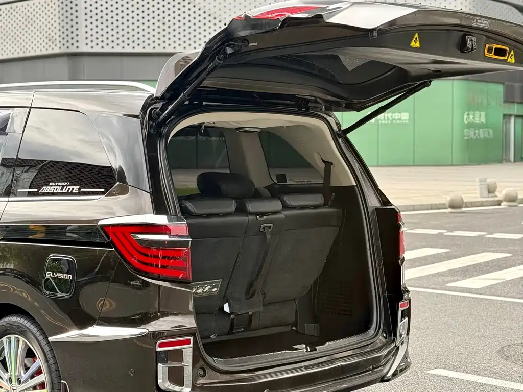 Honda Elysion — миниатюра 7