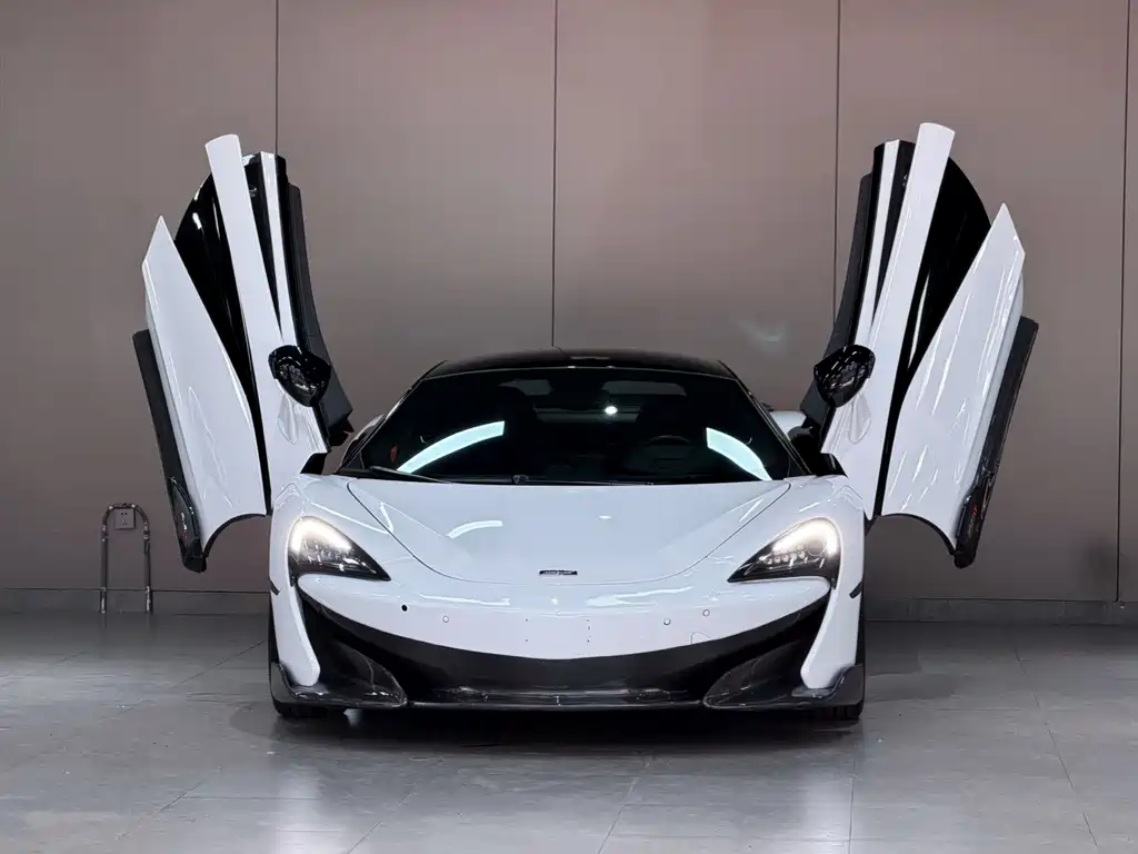 McLaren 540C 2015 3.8T Coupe