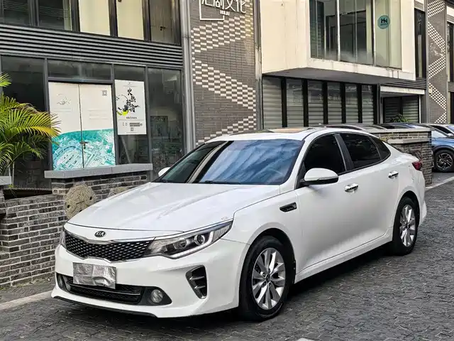 KIA K5 2017