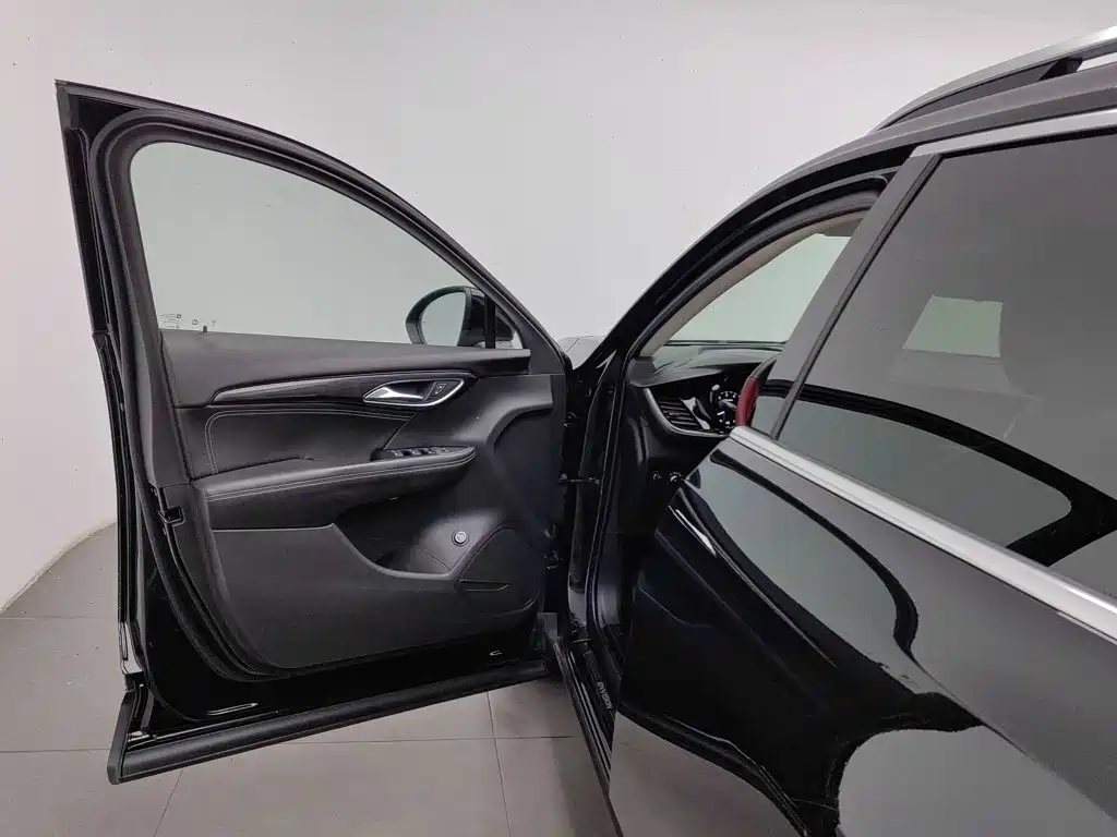 Buick Envision Plus — миниатюра 8