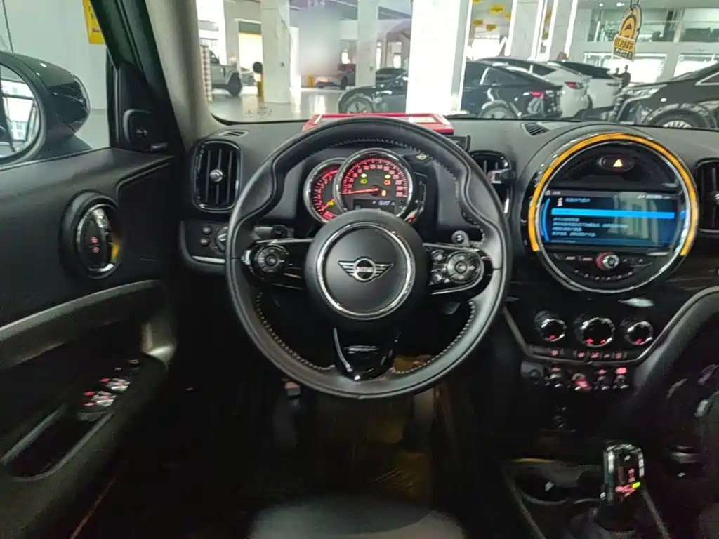 MINI Mini Countryman — миниатюра 11