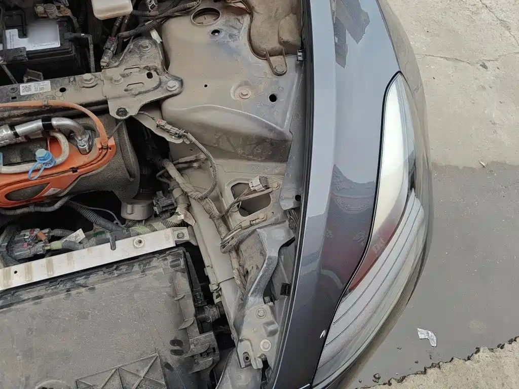 Tesla Model 3 — миниатюра 20