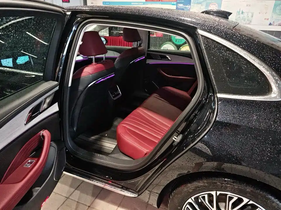 Hongqi Hongqi H5 — миниатюра 5