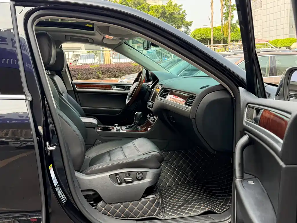 Volkswagen Touareg 2011 3.0TDI Comfort