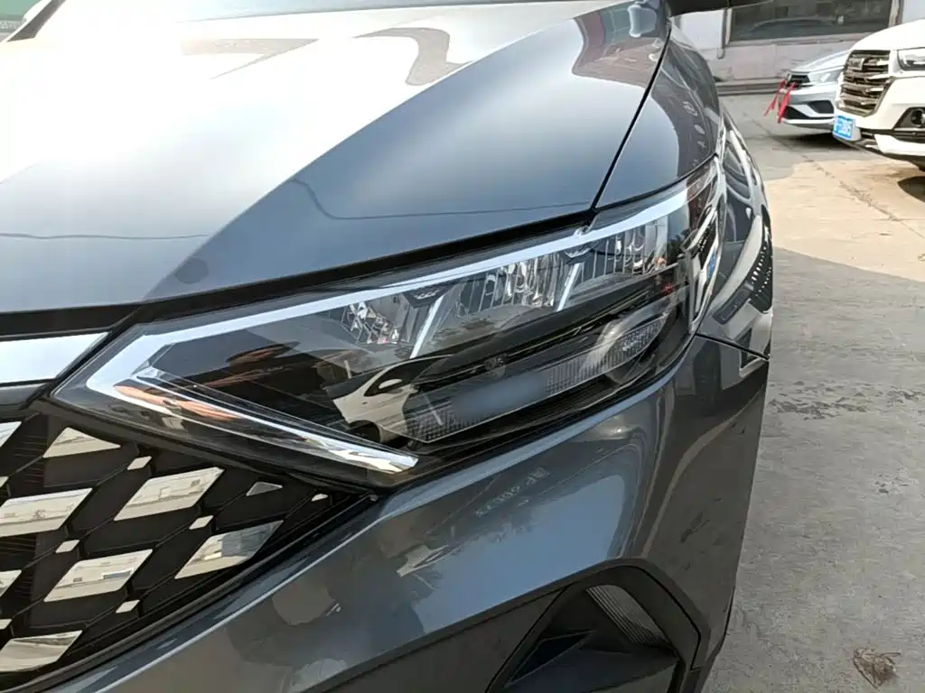 Jetta VS5 — миниатюра 24