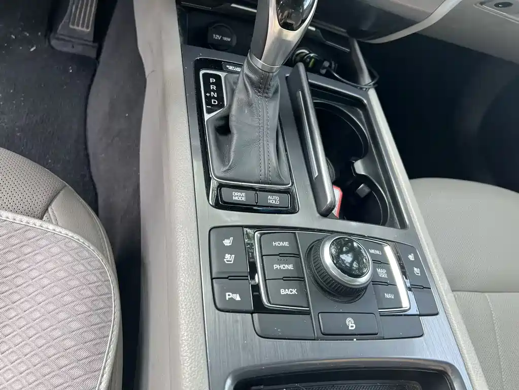 Hyundai Genesis — миниатюра 14