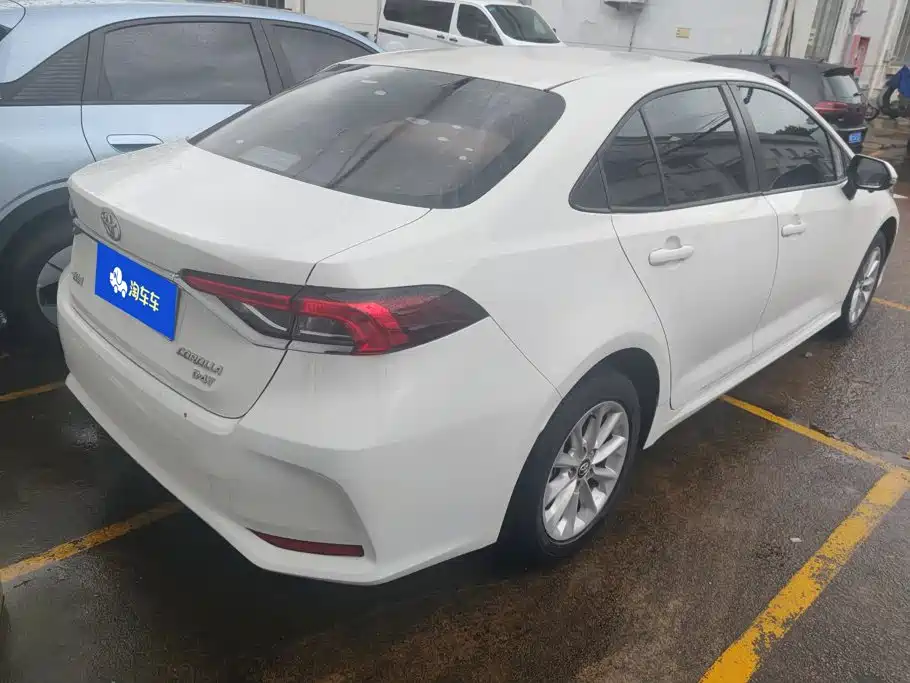 Toyota Corolla — миниатюра 3