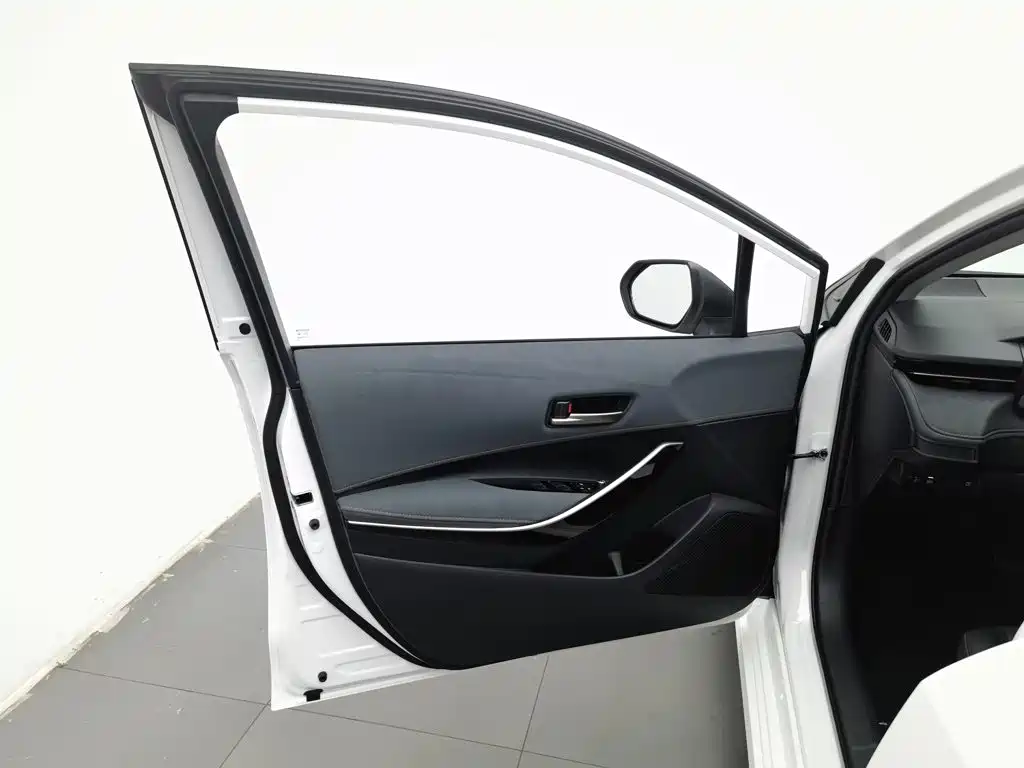 Toyota Corolla — миниатюра 8