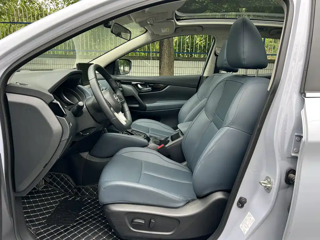 Nissan Qashqai — миниатюра 8