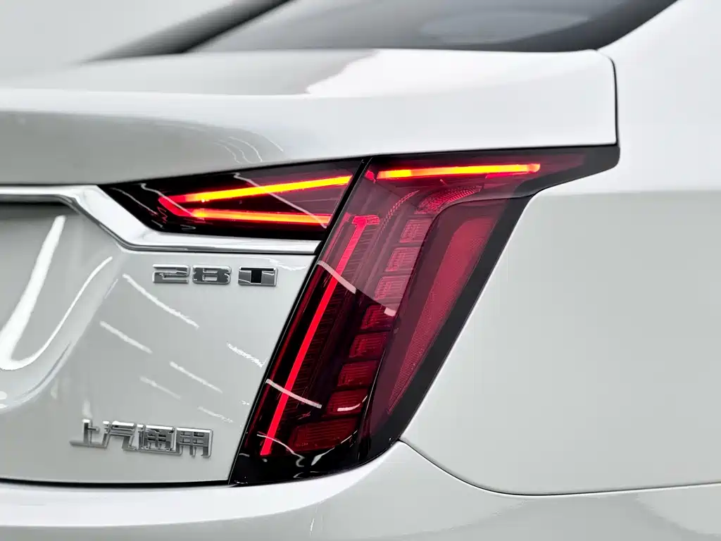 Cadillac CT6 — миниатюра 11